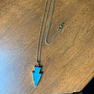 Arrow necklace